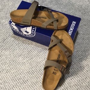 WMNS Birkenstock Mayari Birkibuc Sandals